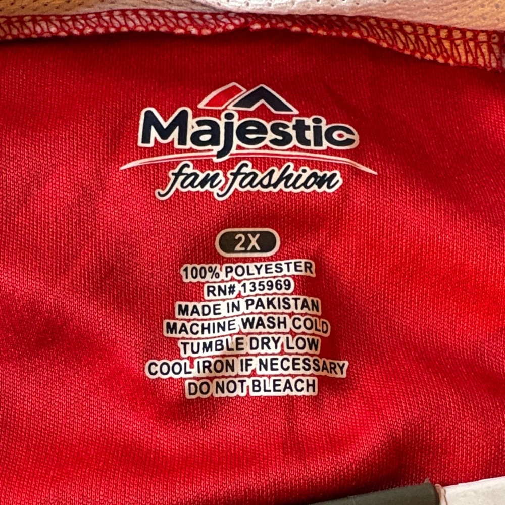 Majestic Red and White Philadelphia Phillies Women's Top - Picture 5 of 5